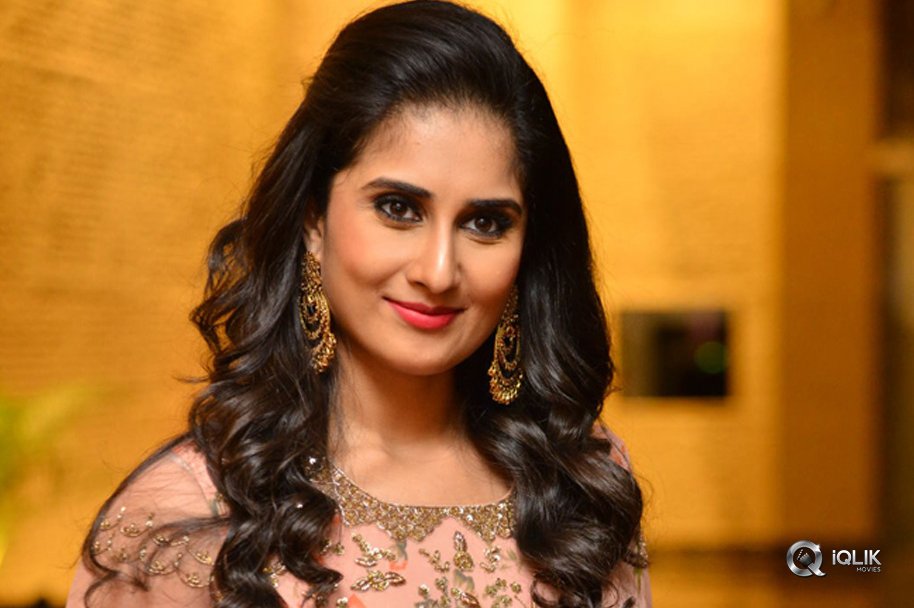Shamili-at-Ammammagari-Illu-Pre-Release-Function-Photos